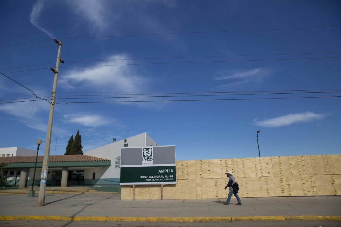 El Hospital Rural del IMSS - Bienestar en San Quintín, BC. Foto Cuartoscuro