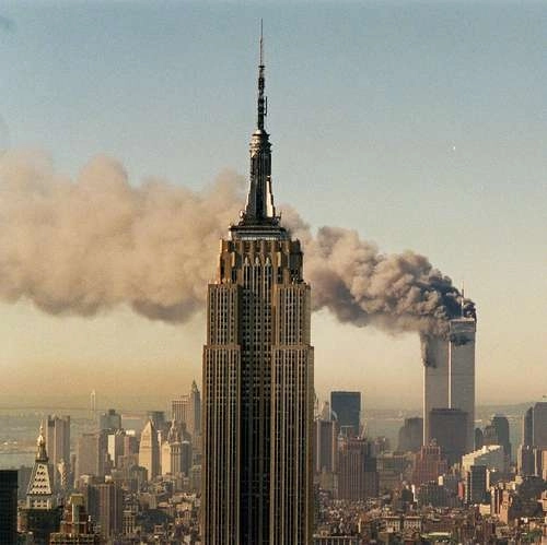 El incendio de las Torres Gemelas de Nueva York el 11 de septiembre de 2001. Foto Ap
