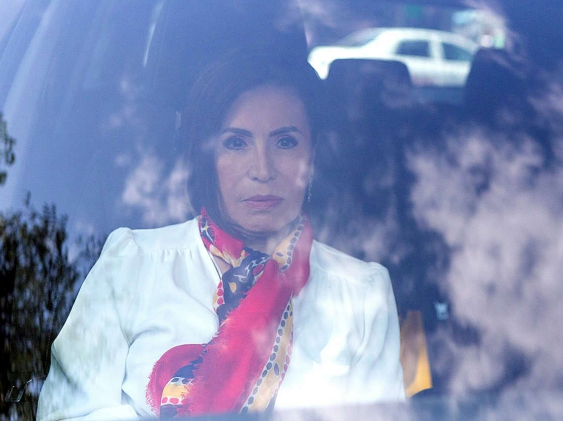 Hoy se realizará la la audiencia intermedia en la cual se formalizaría la imputación a Rosario Robles, ex funcionaria del gobierno de Enrique Peña Nieto, pero la FGR llevó a cabo la imputación, y por el contrario, informó al juez de la causa que existe la aceptación “para alcanzar una salida anticipada”. Foto Pablo Ramos / Archivo 