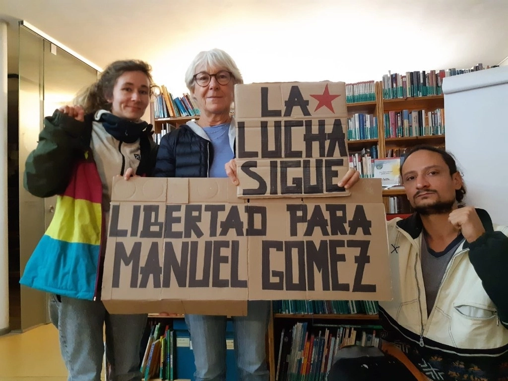 En semanas previas, colectivos y grupos exigieron con diversas acciones la libertad de Manuel Gómez Vázquez. Foto tomada de X @CdhFrayba