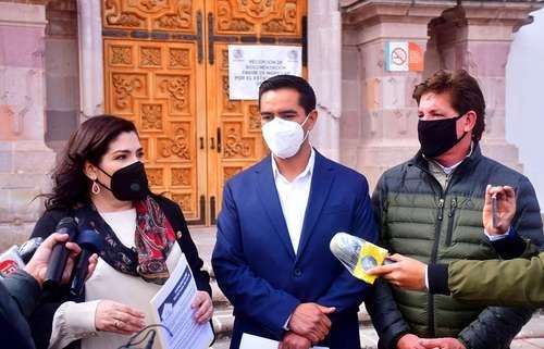 Los diputados de Morena en Zacatecas, Navidad Rayas, Raúl Ulloa y Felipe Delgado. Foto Alfredo Valadez Rodríguez