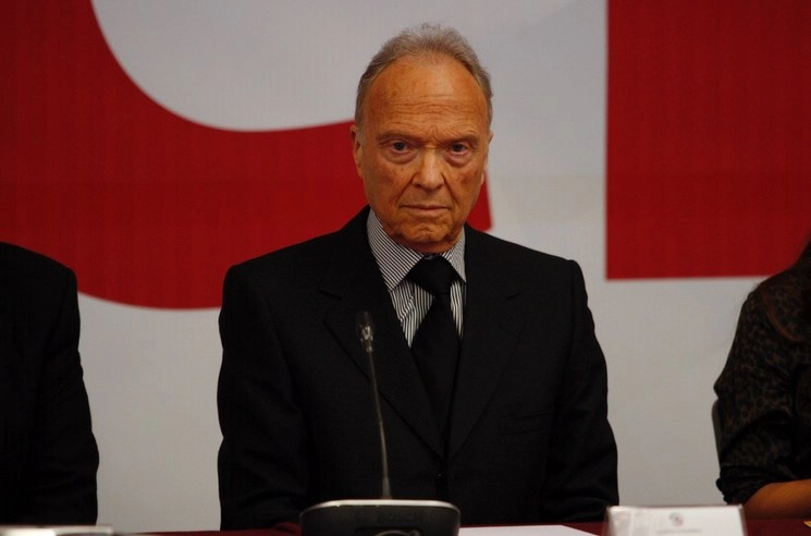 El ministro presidente de la SCJN, Arturo Zaldívar, y el fiscal General de la República, Alejandro Gertz (en imagen de archivo), aceptaron incorporarse a los trabajos de la Comisión para la Verdad y Acceso a la Justicia en el caso Ayotzinapa. Foto Cristina Rodríguez 