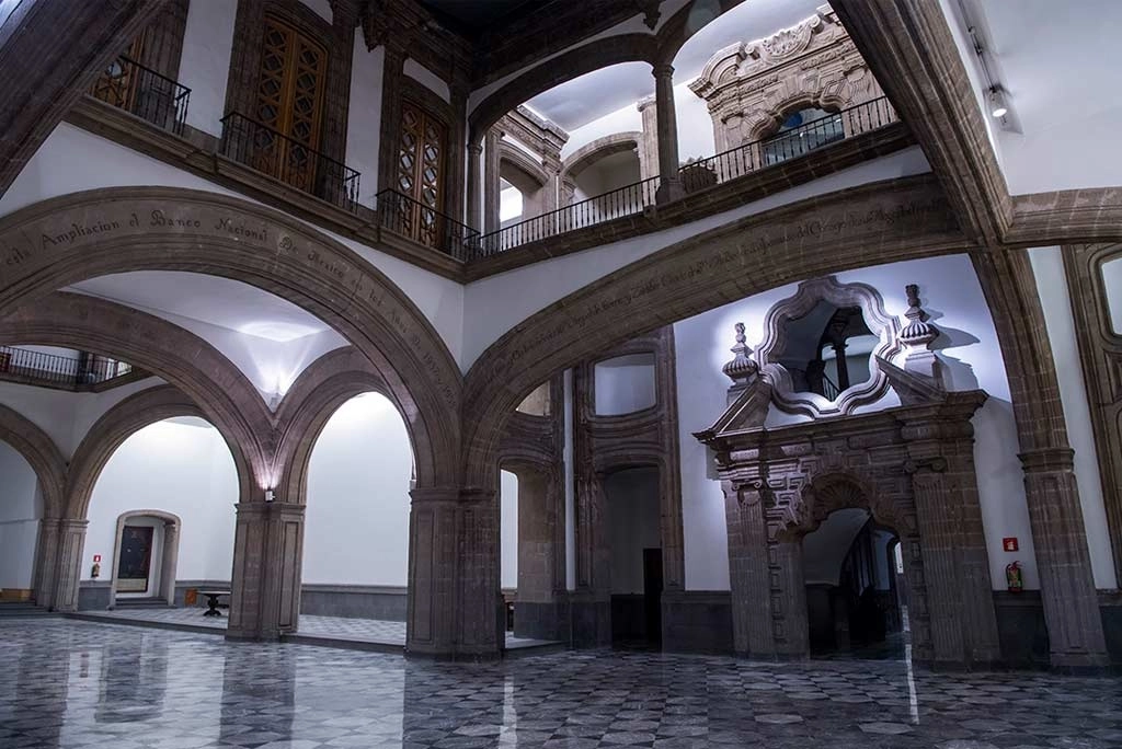 Palacio de los Condes de San Mateo de Valparaíso o Foro Valparaíso, donde se exhibe parte del acervo Banamex. Foto cortesía Citibanamex