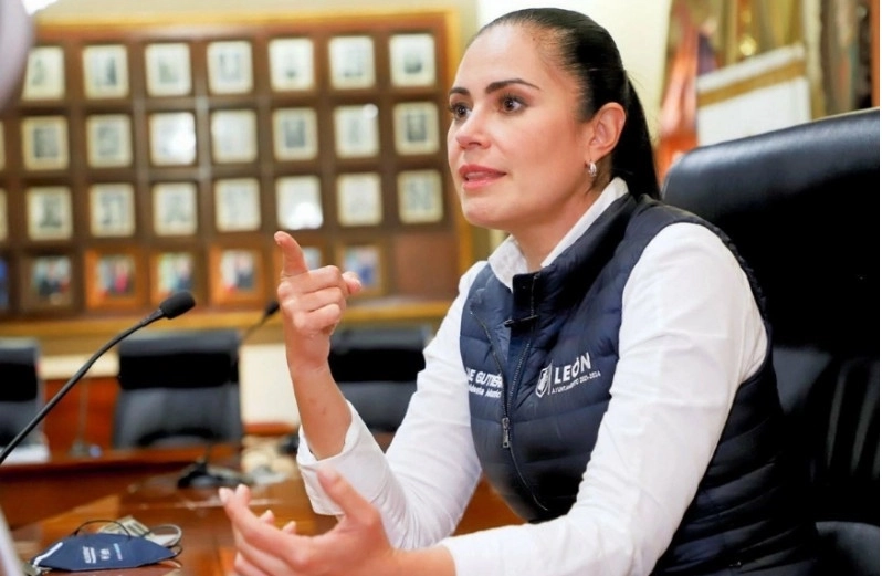 “Yo respeto la libertad de expresión”, señaló la alcaldesa de León con licencia y aspirante a la relección por el PAN, Alejandra Gutiérrez Campos. Foto X @AleGutierrez_mx / Archivo