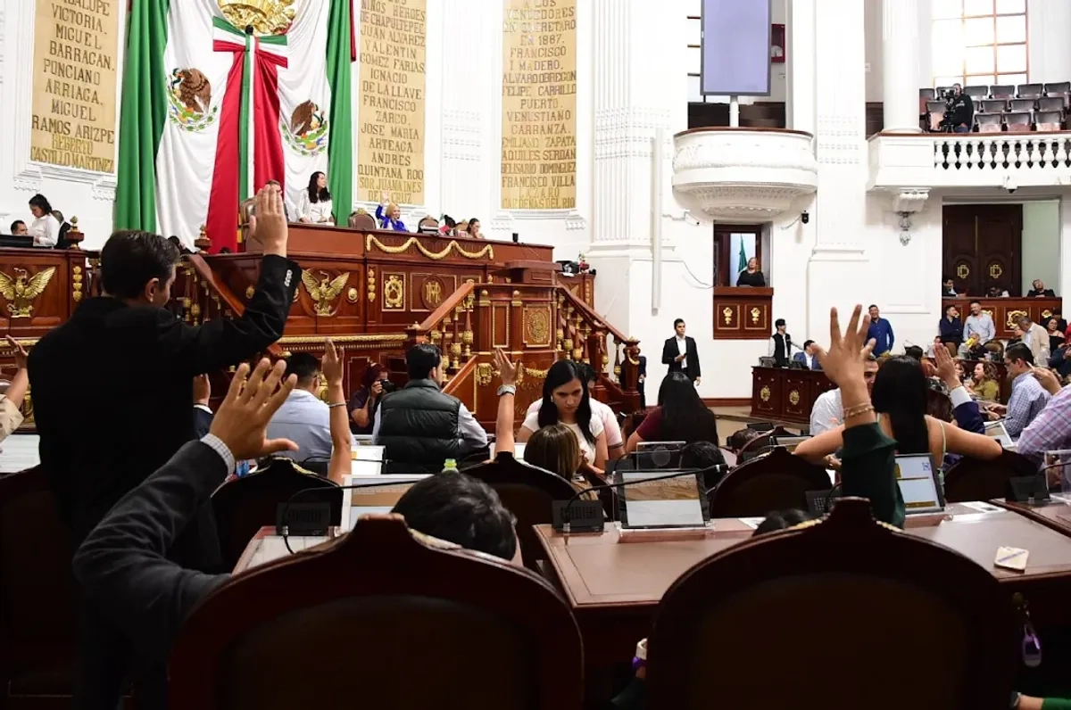 El Congreso aprobó las modificaciones a la Ley Orgánica del Poder Judicial, a fin de que los juzgadores se enfoquen de tiempo completo a administrar justicia y resolver conflictos.