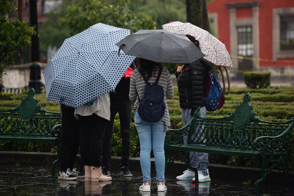 La SGIRPC activó alerta amarilla por lluvias en al menos once alcaldías. Foto Cristina Rodríguez