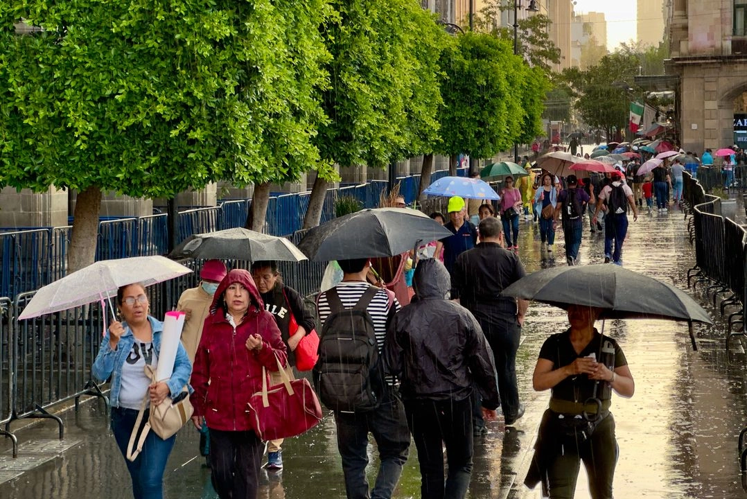 El indicador Coincidente, que da seguimiento oportuno al comportamiento económico del país y refleja la situación actual, se ubicó en 99.6 puntos en abril. Foto 