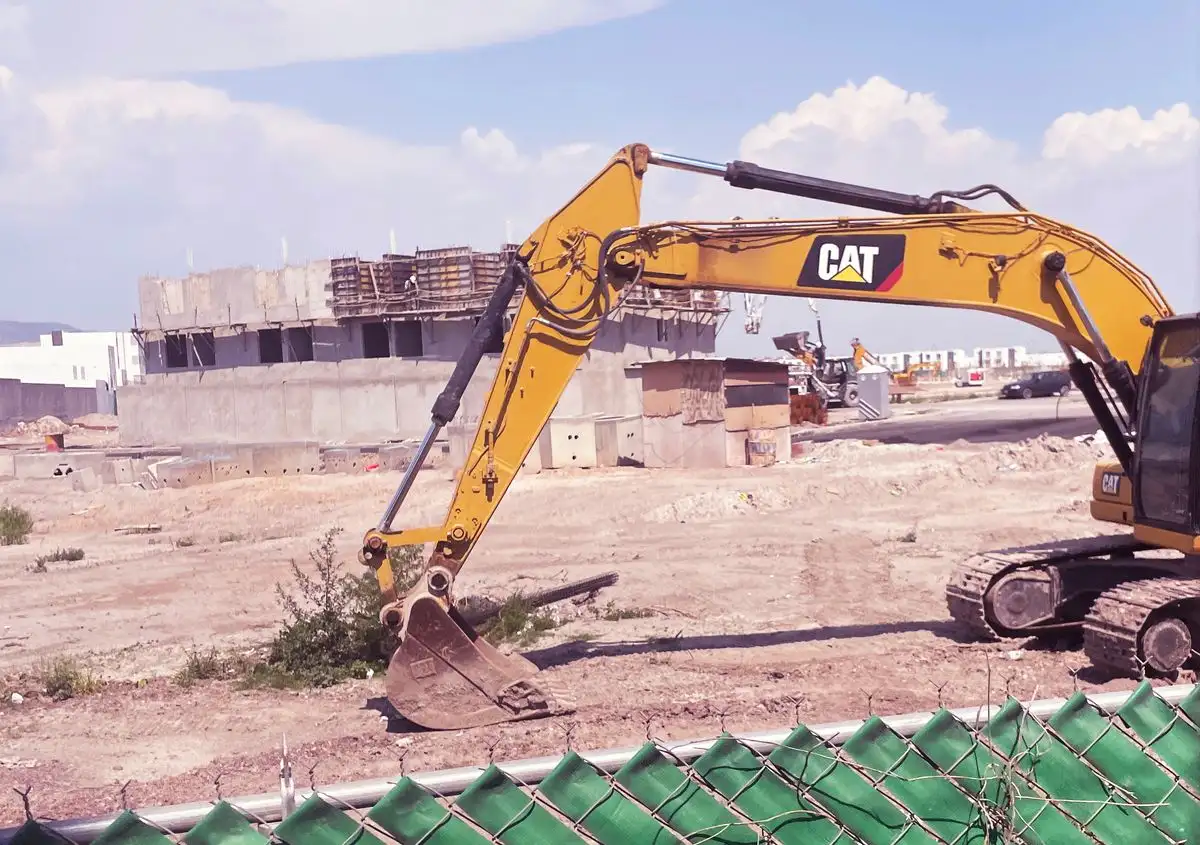 El crecimiento mensual reportado se explica por el avance de la construcción, que fue de 2.8 por ciento comparado con abril.