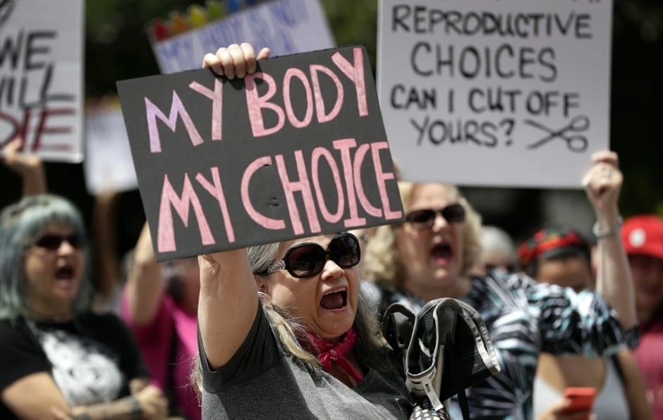 En la imagen, protesta por las restricciones al aborto en Austin, Texas. Foto Ap/ Archivo