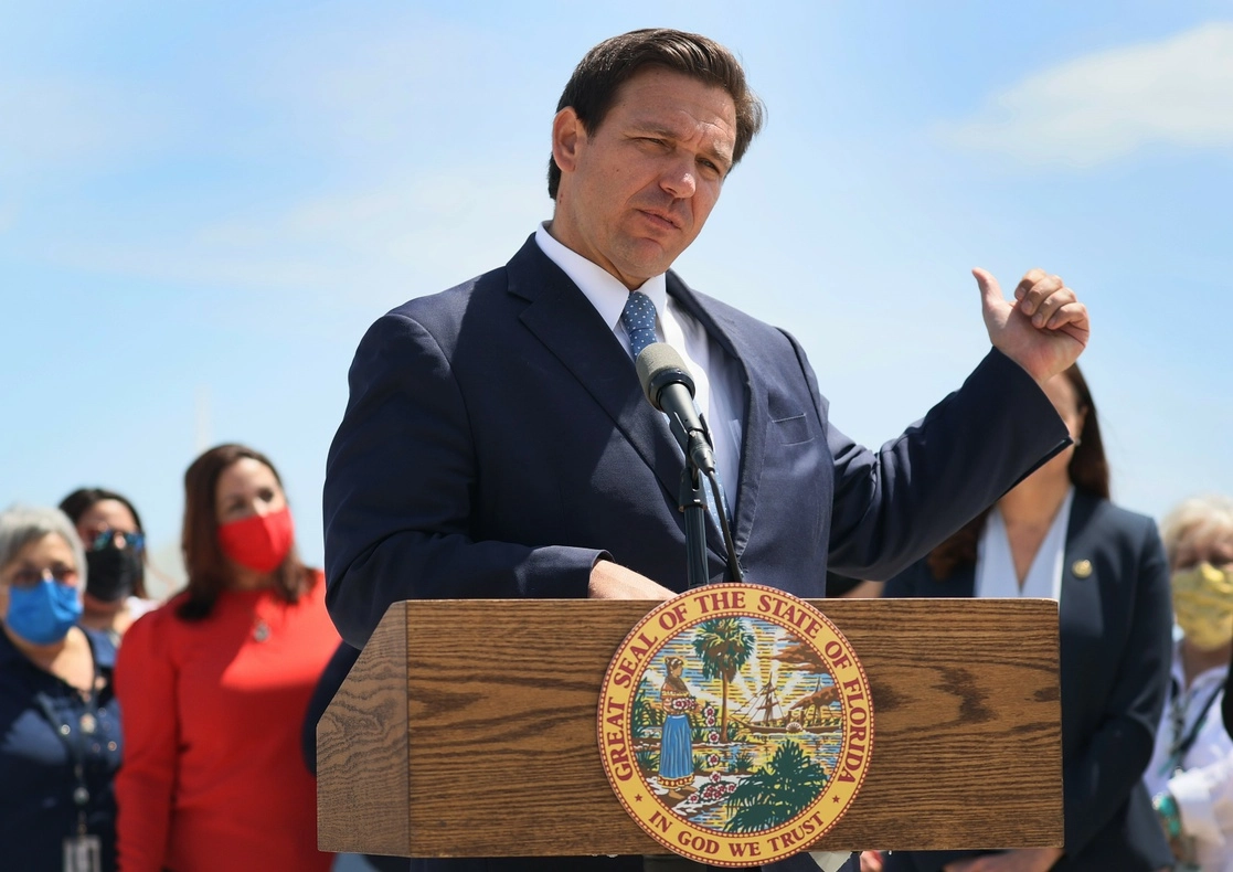 Ron DeSantis, gobernador de Florida, es el promotor de esta ley. Foto Afp