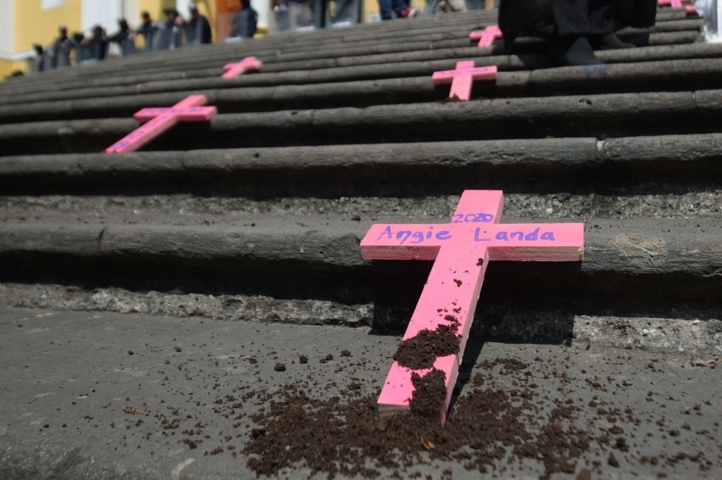 Defensores de Derechos Humanos en Tabasco exigieron que las autoridades reconozcan los feminicidios. Foto Cuartoscuro
