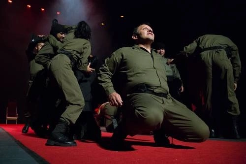 Escena del montaje que la Compañía de Teatro Penitenciario ha mantenido 10 años en cartelera. Foto cortesía Compañía de Teatro Penitenciario