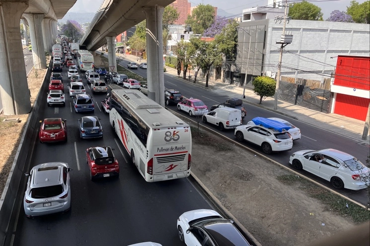 Movilidad vehicular en la CDMX. Foto Luis Castillo / Archivo 