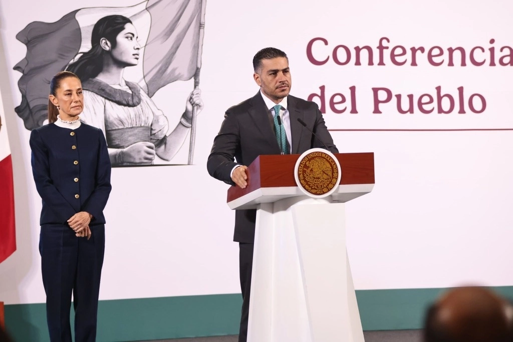 Se espera que en la reunión se evalúe la estrategia militar actualmente desplegada en Sinaloa para fortalecerla y atender la crisis de violencia que se vive desde el 9 de noviembre en el estado. Foto @OHarfuch