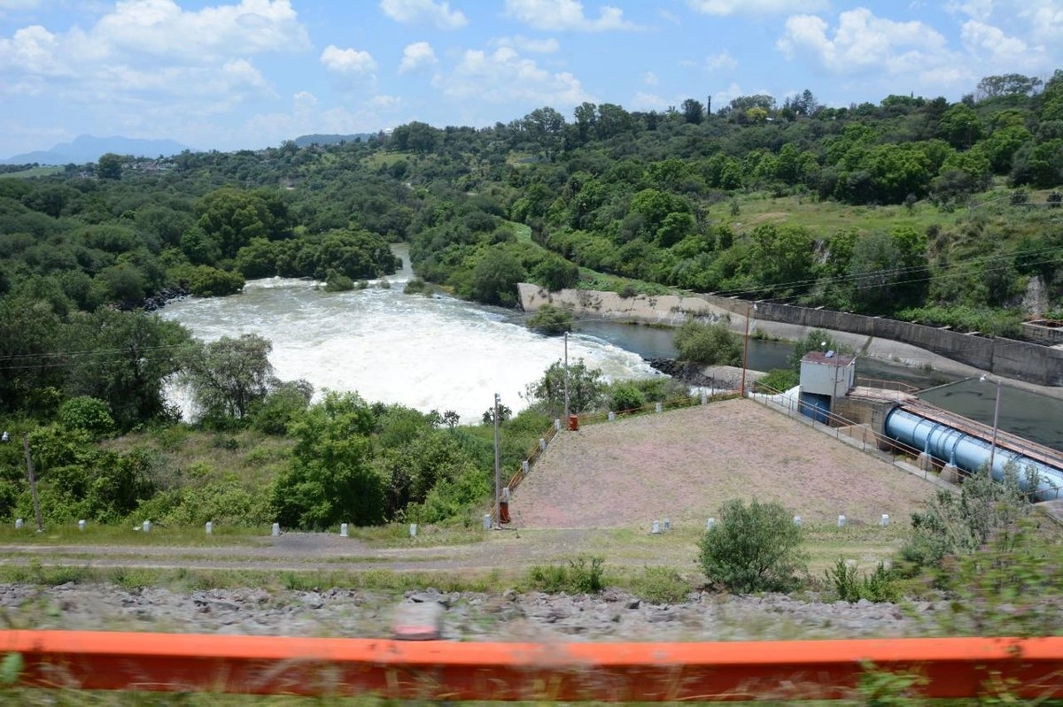 En respuesta a la oposición de campesinos para construcción del Acueducto Solís, en Guanajuato, autoridades destacaron que se tendrá un ahorro de 120 millones de metros cúbicos de agua. Foto 