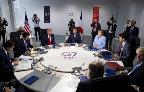 Los ministros de finanzas del G-7 anunciaron el compromiso de suspender al menos hasta fin de año los pagos de la deuda a los países más pobres, en línea con una medida similar del G-20. Foto Afp / Archivo