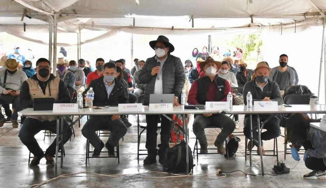 Mesa de trabajos de la Comisión de Justicia para el Pueblo Yaqui el pasado 22 de enero de 2021. Foto tomada de la cuenta de Twitter @SEMARNAT_mx