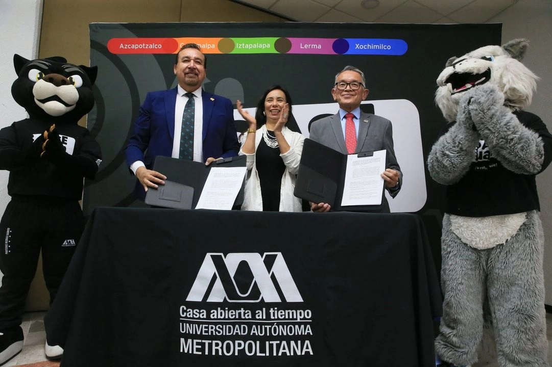 El rector de la UAM, José Antonio de los Reyes Heredia calificó de "histórico" el acuerdo. Foto 