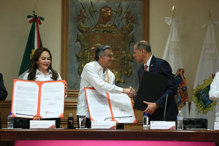 Gobierno de Tamaulipas y NADBank firmaron el acuerdo para saneamiento de descargas de aguas residuales al río Bravo. Foto Carlos Figueroa