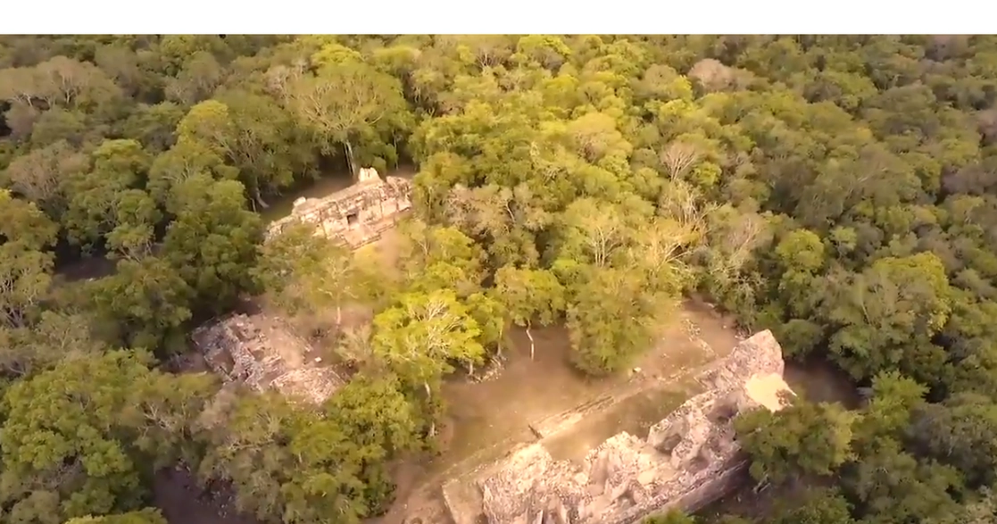 Vista de la zona arqueológica de Chicanná ubicada en Campeche. Foto Cortesía INAH Campeche