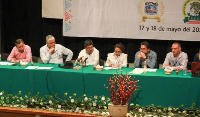 Autoridades del SNTI e INPI durante una reunión en imagen de archivo. Foto INPI