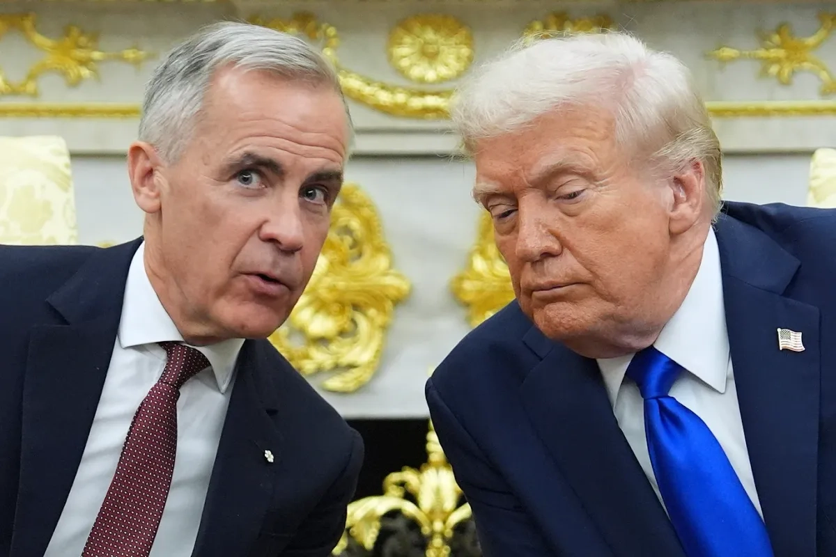 El primer ministro de Canadá, Mark Carney, se reunió con el presidente Donald Trump en la Oficina Oval de la Casa Blanca. Foto 
