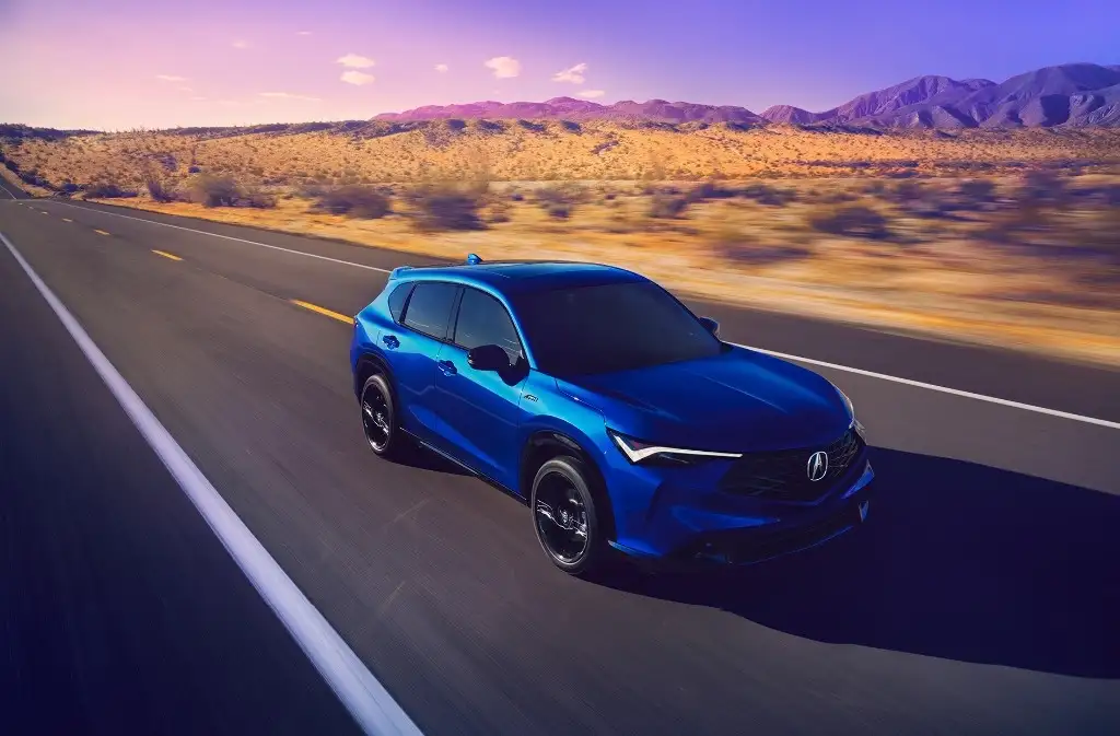 La nueva ADX busca atraer a las próximas generaciones de conductores hacia Acura a través de un diseño más dinámico y juvenil que sus SUVs hermanas. Foto cortesía Acura.