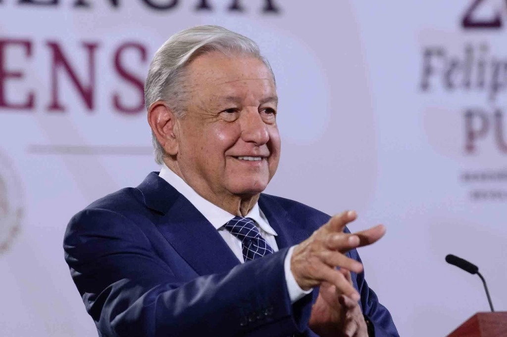 El presidente Andrés Manuel López Obrador durante su conferencia matutina en Palacio Nacional, en la Ciudad de México, el 24 de mayo de 2024. Foto Presidencia

