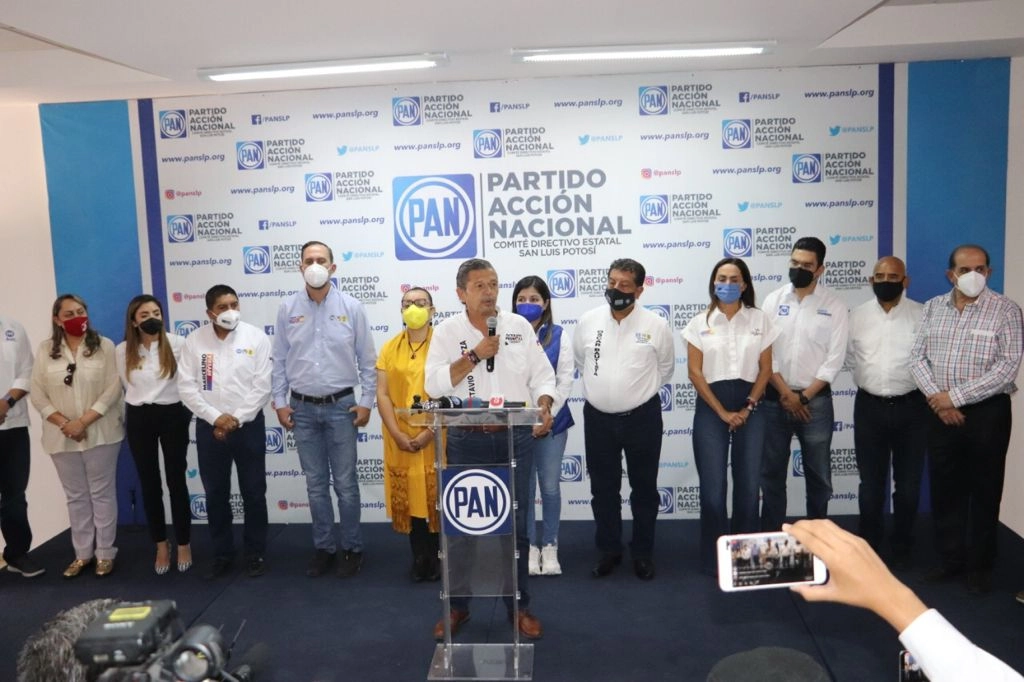 Octavio Pedroza Gaitán, candidato de la coalición “Sí por San Luis Potosí”, dijo que esperará al recuento total, lo que ocurrirá en el transcurso de la tarde o noche de este jueves. Foto cortesía PAN SLP