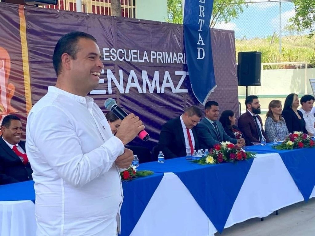 De acuerdo con Varela, la resistencia de las autoridades locales a reconocer su triunfo obedece a que la familia del gobernador pretende continuar con una obra vial de 3.5 kilómetros en el Bulevar de la capital zacatecana. Foto @varela_pinedo 
