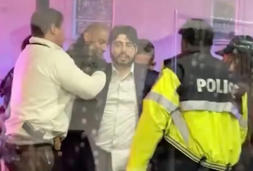 Elías Rodríguez dijo a los oficiales del Departamento de Policía Metropolitana en la escena: "Lo hice por Palestina, lo hice por Gaza, estoy desarmado", según una declaración jurada de arresto vista por 'The Independent'
