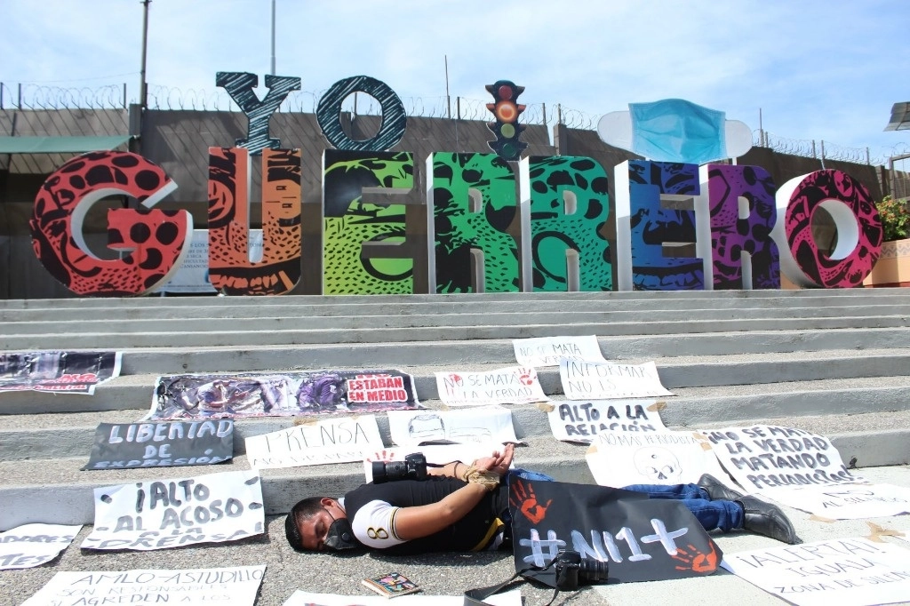 En la imagen, Periodistas de Chilpancingo se manifestaron para exigir a las autoridades que garanticen la libertad de prensa y la seguridad, en octubre de 2020. Foto Cuartoscuro / Archivo  