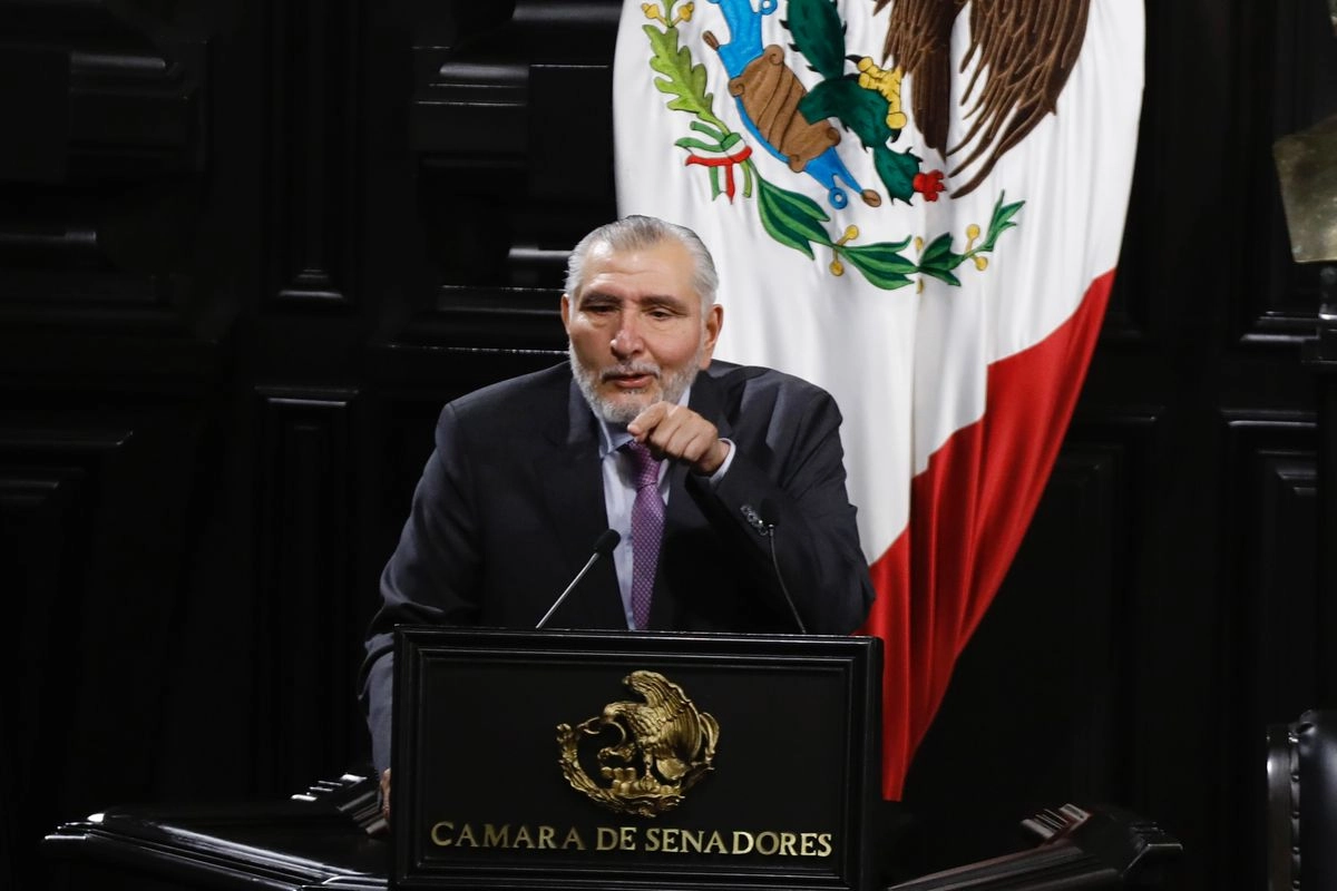 El senador morenista, Adán Augusto López, durante la sesiónn de la Comisión Permanente en el Senado, el 27 de agosto de 2025.  Foto 
