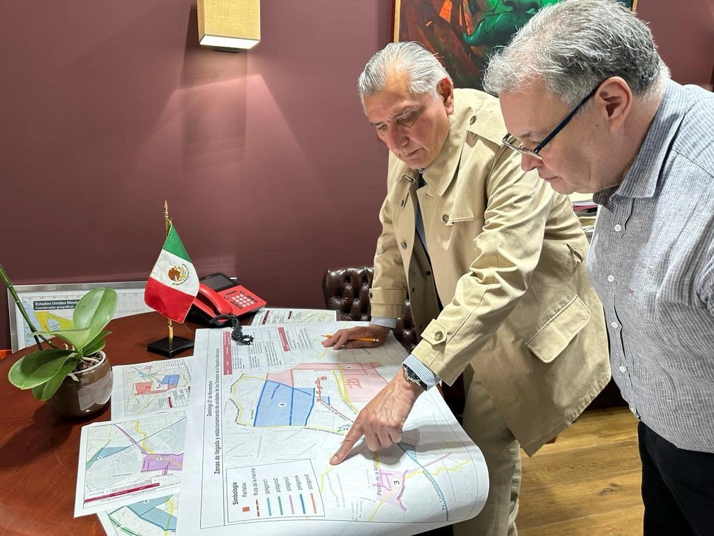 El secretario de Gobernación, Adán Augusto López, afina detalles para la marcha de mañana. Foto tomada de la cuenta de Twitter @adan_augusto
