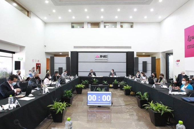 A partir del próximo sábado se podrá consultar la ubicación definitiva de las 57 mil 516 casillas que estarán operando en la jornada del 10 de abril, informó el INE. Foto tomada del Twitter del @INEMexico