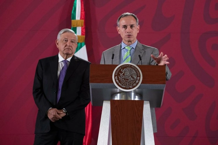 El presidente Andrés Manuel López Obrador y el subsecretario de Salud, Hugo López-Gatell, durante la conferencia matutina en Palacio Nacional el 28 de enero de 2020. Foto Pablo Ramos