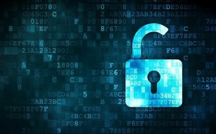 Sheinbaum señaló que en cuanto ocurrieron los hechos “Apple le llamó de inmediato a la Agencia de Transformación Digital. La cual de pronto –adecuadamente, la verdad– se dio cuenta del hackeo, y tomó cartas en el asunto y muy rápido lo revisó”.