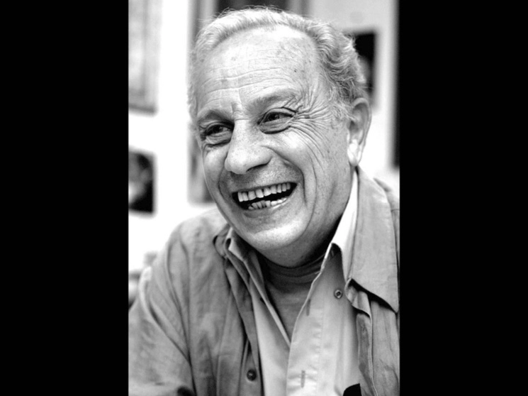 El escritor Adolfo Gilly en entrevista para 'La Jornada', el 18 de Abril del 2002. Foto Marco Peláez 