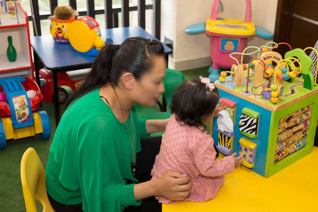 La adopción se lleva a cabo en coordinación con la Procuraduría de Protección de Niñas, Niños y Adolescentes, la Fiscalía General de Justicia y el Registro Civil. Foto La Jornada 