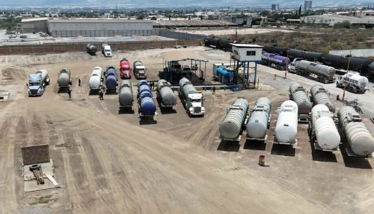 La Agencia Nacional de Aduanas de México (ANAM) ha asegurado alrededor de 50 millones de litros de diésel en los últimos cinco meses. Foto 