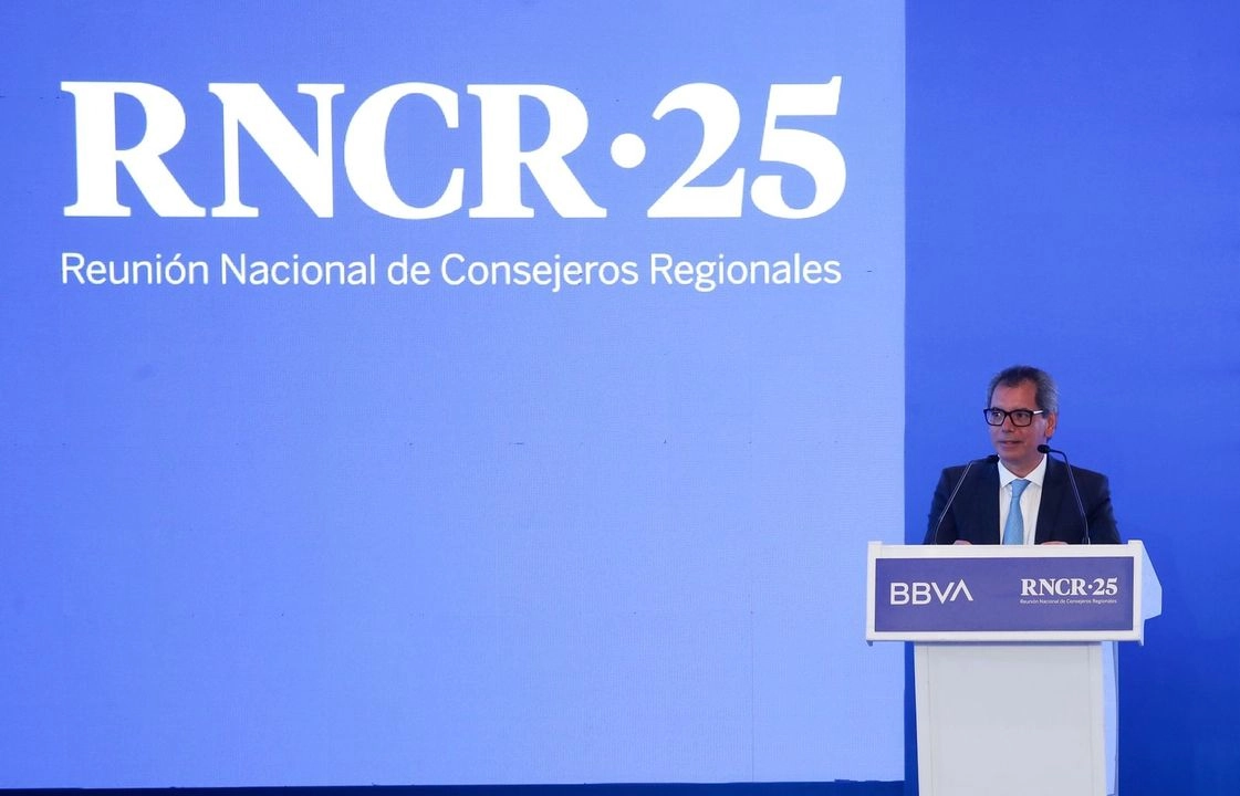 El secretario de Hacienda y Crédito Público, Edgar Amador Zamora, durante su participación en la "Reunión nacional de consejeros regionales 2025", en un hotel de la Ciudad de México, el 27 de mayo de 2025. 