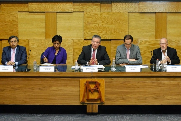 Gerardo Esquivel, Irene Espinosa Cantellano, Alejandro Díaz de León, Javier Eduardo Guzmán y Jonathan Ernest Heath Constable. Foto Roberto García Ortiz / Archivo