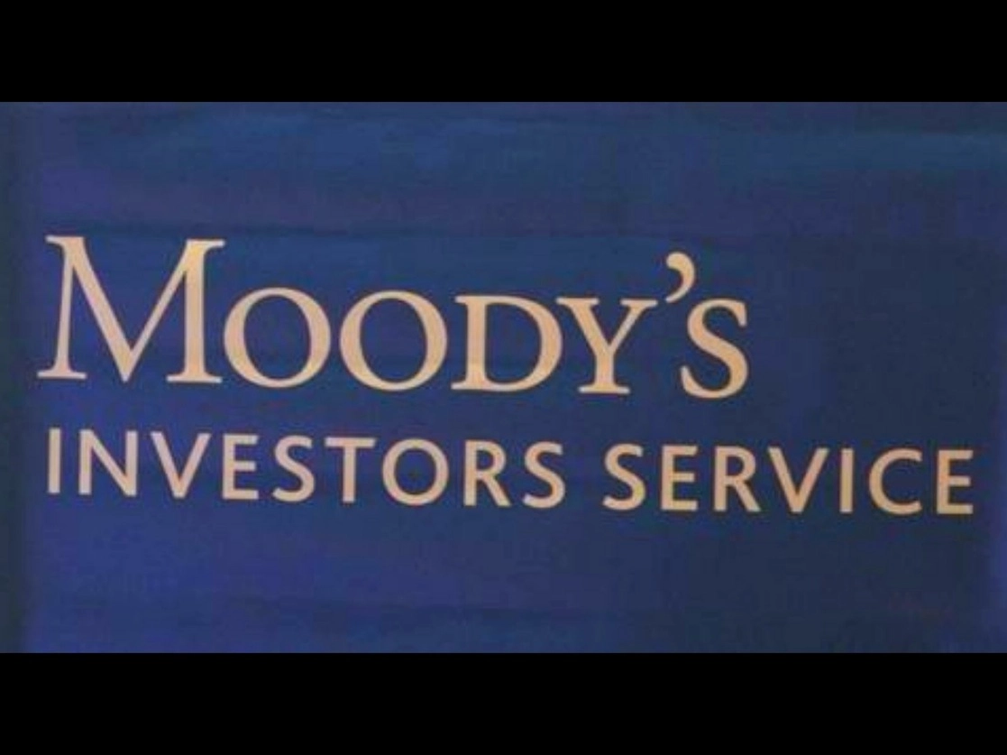 Moody 's subrayó que México entró en la pandemia ya en recesión, “con inversiones en declive persistente y gasto público deprimido”. Foto Yazmín Ortega Cortés / Archivo