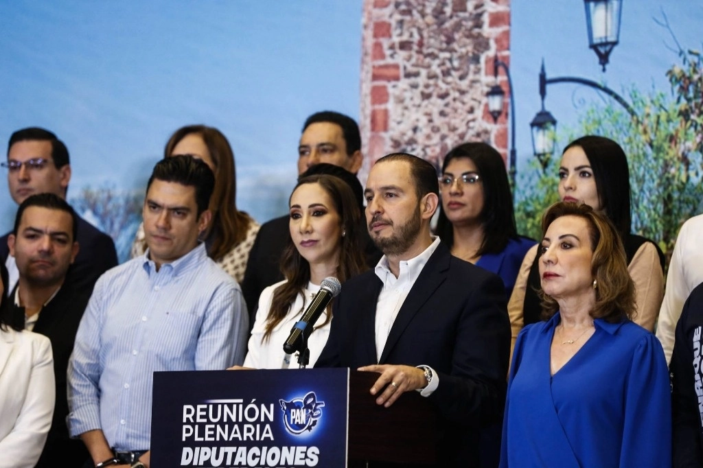 Legisladores del Partido Acción Nacional se reunieron esta mañana en una sesión plenaria en la sede del partido. Encabezó el líder del blanquiazul, Marko Cortés. Foto Cuartoscuro 