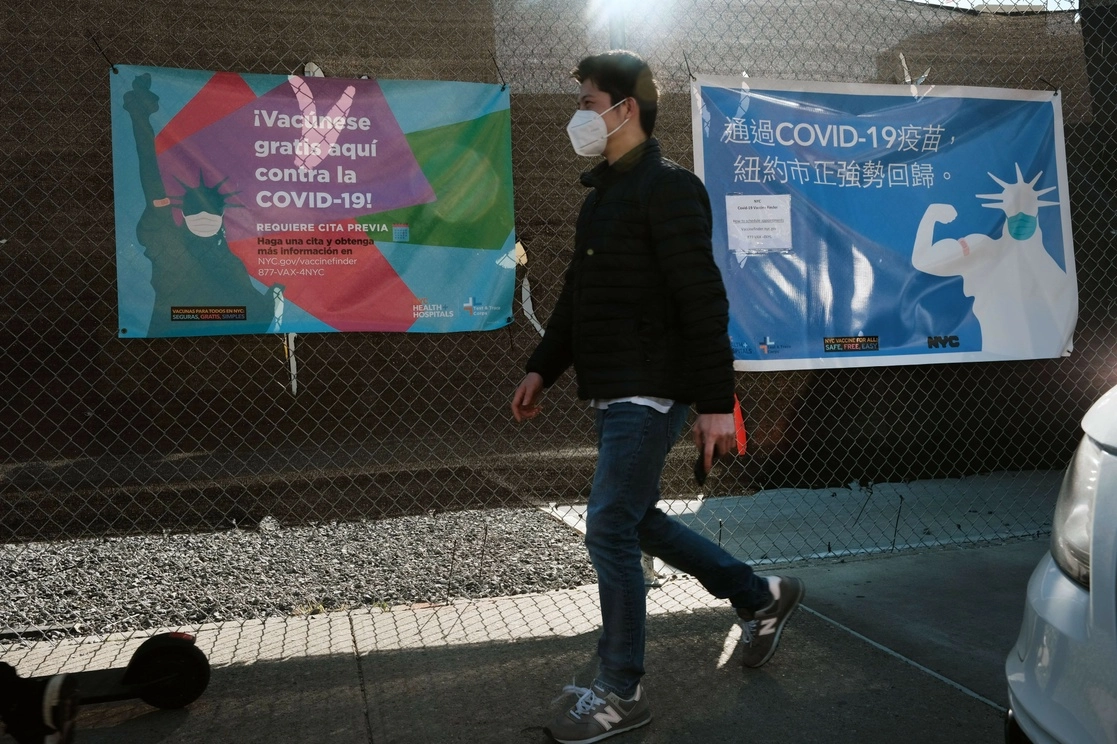 Autoridades de control de enfermedades en Estados Unidos, advirtieron una nueva ola de contagios de Covid-19. Foto Afp