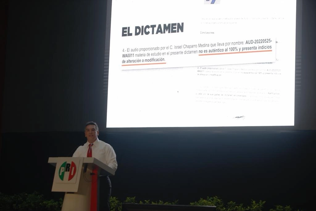 El presidente nacional de PRI, Alejandro Moreno, ofrece conferencia de prensa en el Auditorio Plutarco Elías Calles del CEN del partido en la Ciudad de México, el 31 de mayo de 2022. Foto Guillermo Sologuren