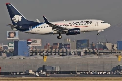 Un avión de Aeroméxico en el Aeropuerto Internacional de la Ciudad de México. Foto José Carlo González /Archivo

