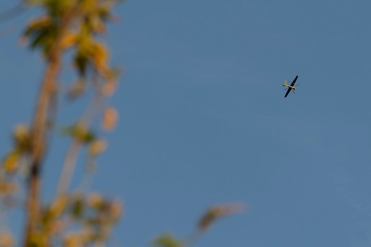 Dron ruso volando en la región de Donetsk, Ucrania, el 9 de septiembre de 2025. Foto 