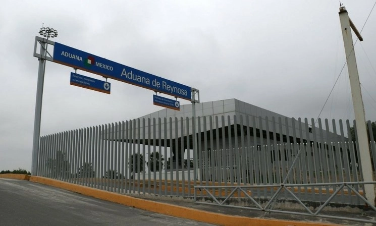 La Aduana de Reynosa se ubica en el puente internacional Hidalgo, uno de los cruces mas importantes para el paso de connacionales a Estados Unidos, en el municipio de Reynosa. Foto Cuartoscuro / Archivo