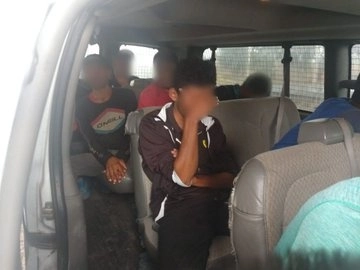 Ninguno acreditó su estancia legal en el país. Foto @INAMI_mx